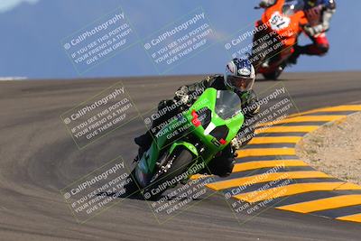 media/Oct-09-2022-SoCal Trackdays (Sun) [[95640aeeb6]]/Turn 12 (140pm)/